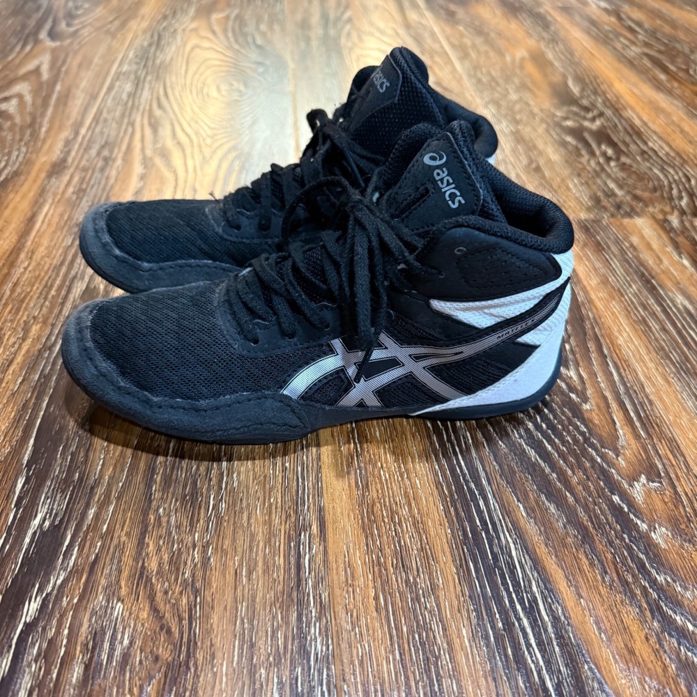 Asics Matcontrol Kids Size 3Y Wrestling Shoes Black White 1084A007 Matflex